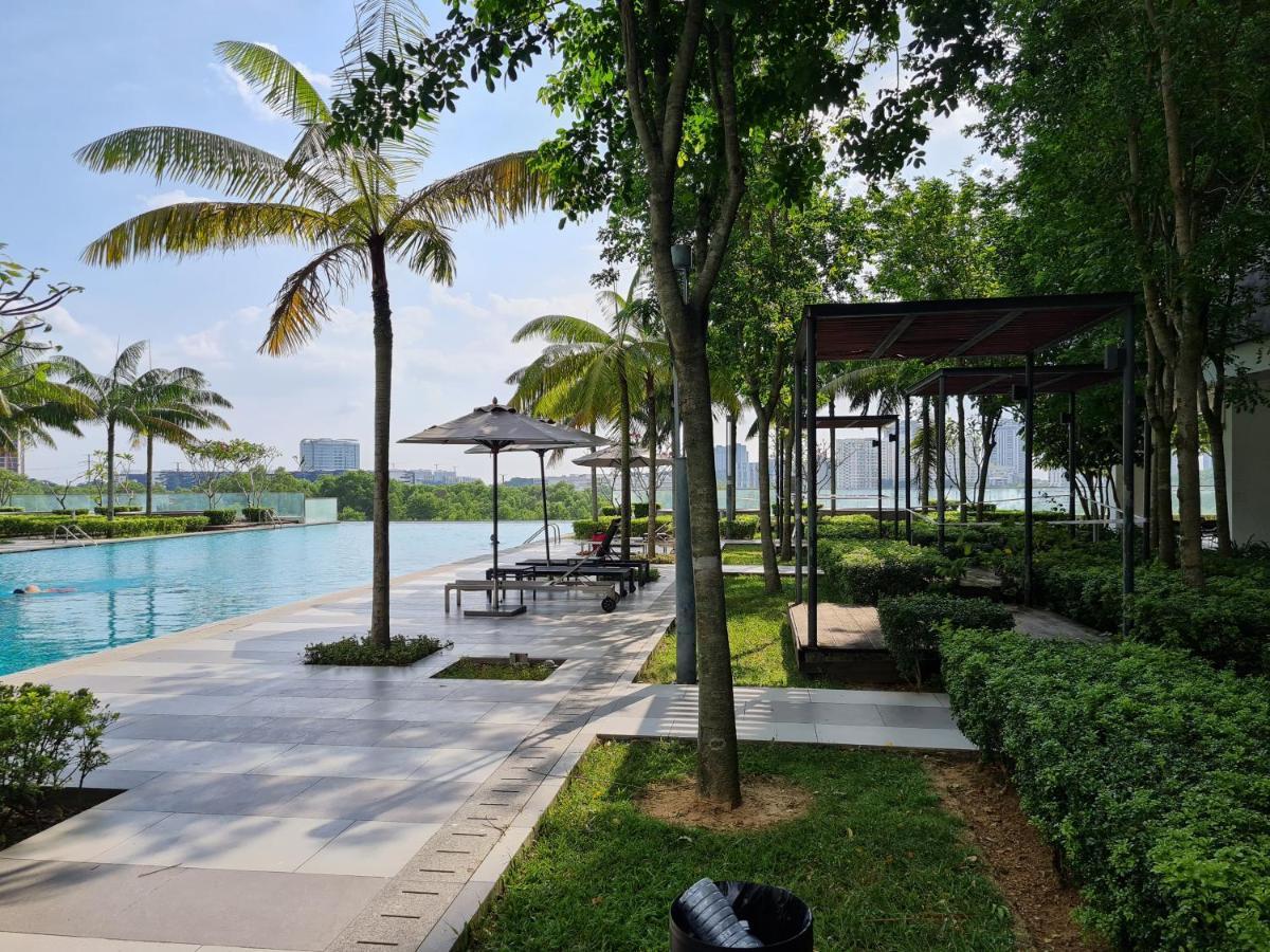 Sweet Homes At Cybersquare ไซเบอร์จายา ภายนอก รูปภาพ